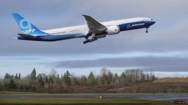 mission-accomplished-the-777x-takes-to-the-skies
