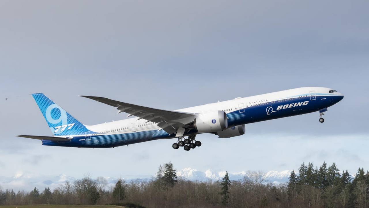 boeing-777x-takes-off-for-the-second-time