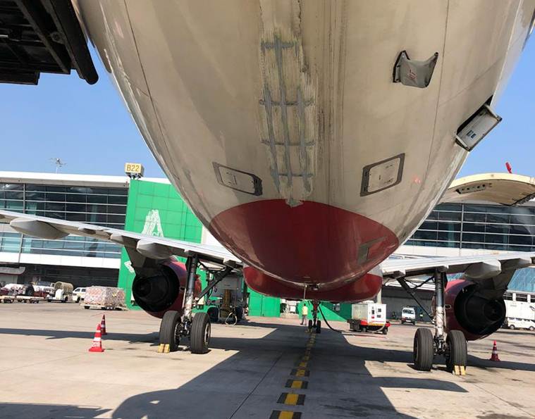 mishap-in-pune-air-india-a321-dodges-jeep-on-runway