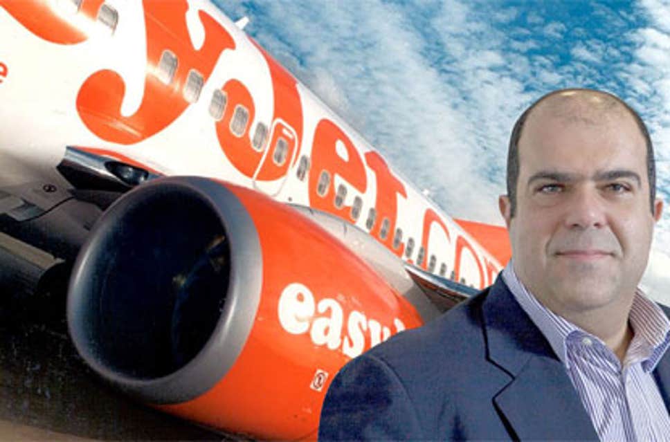 easyjet-founder-threatens-to-sue-airline-executives