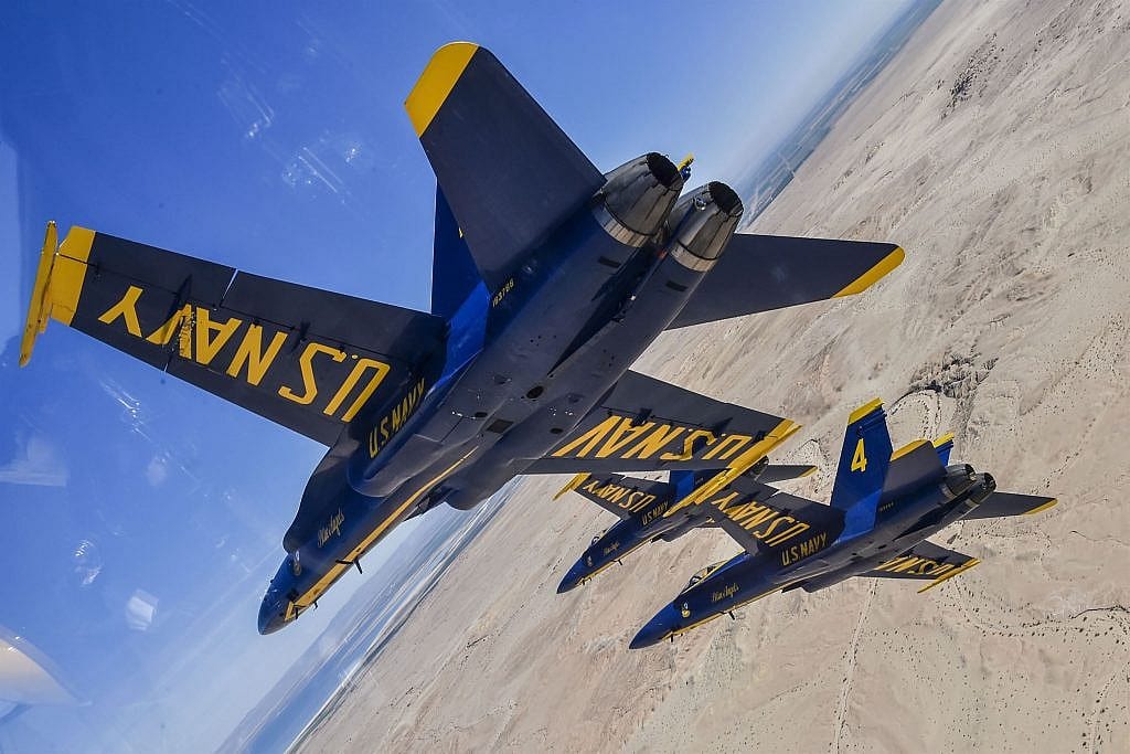 display-teams-the-blue-angels