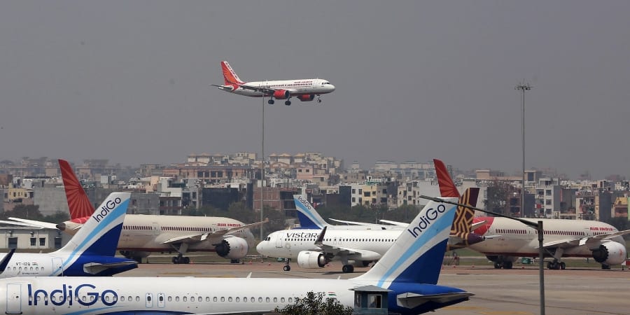 Airlines in India Reopen Flight Bookings amid Lockdown