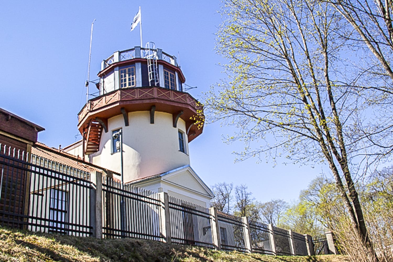 tartu-and-its-secret-airfield