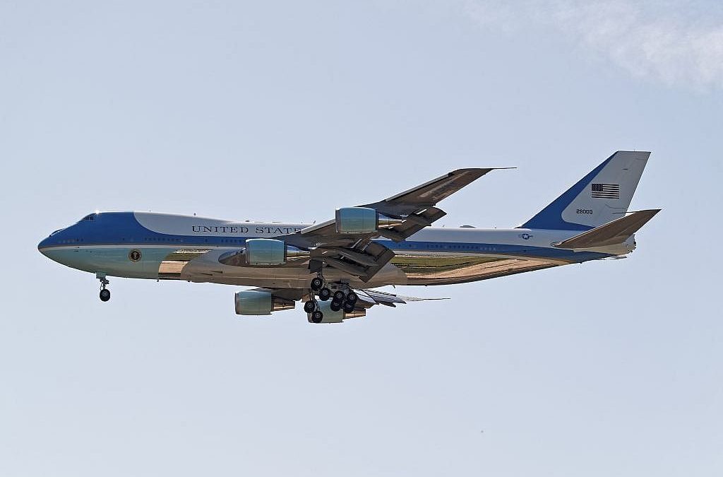 Air Force One and Siblings