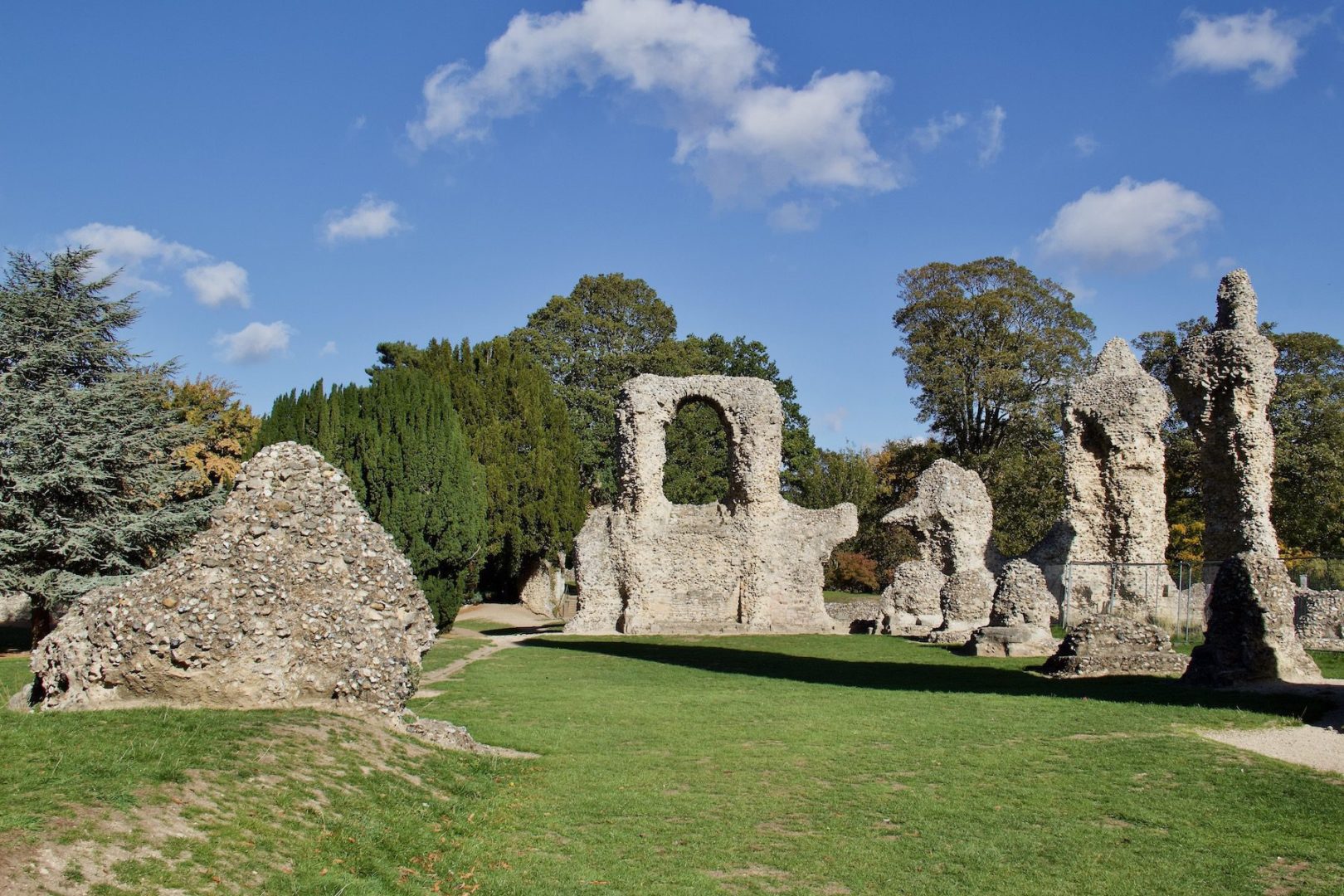 two-stylish-staycations-in-england,-sherborne-and-bury-st-edmunds