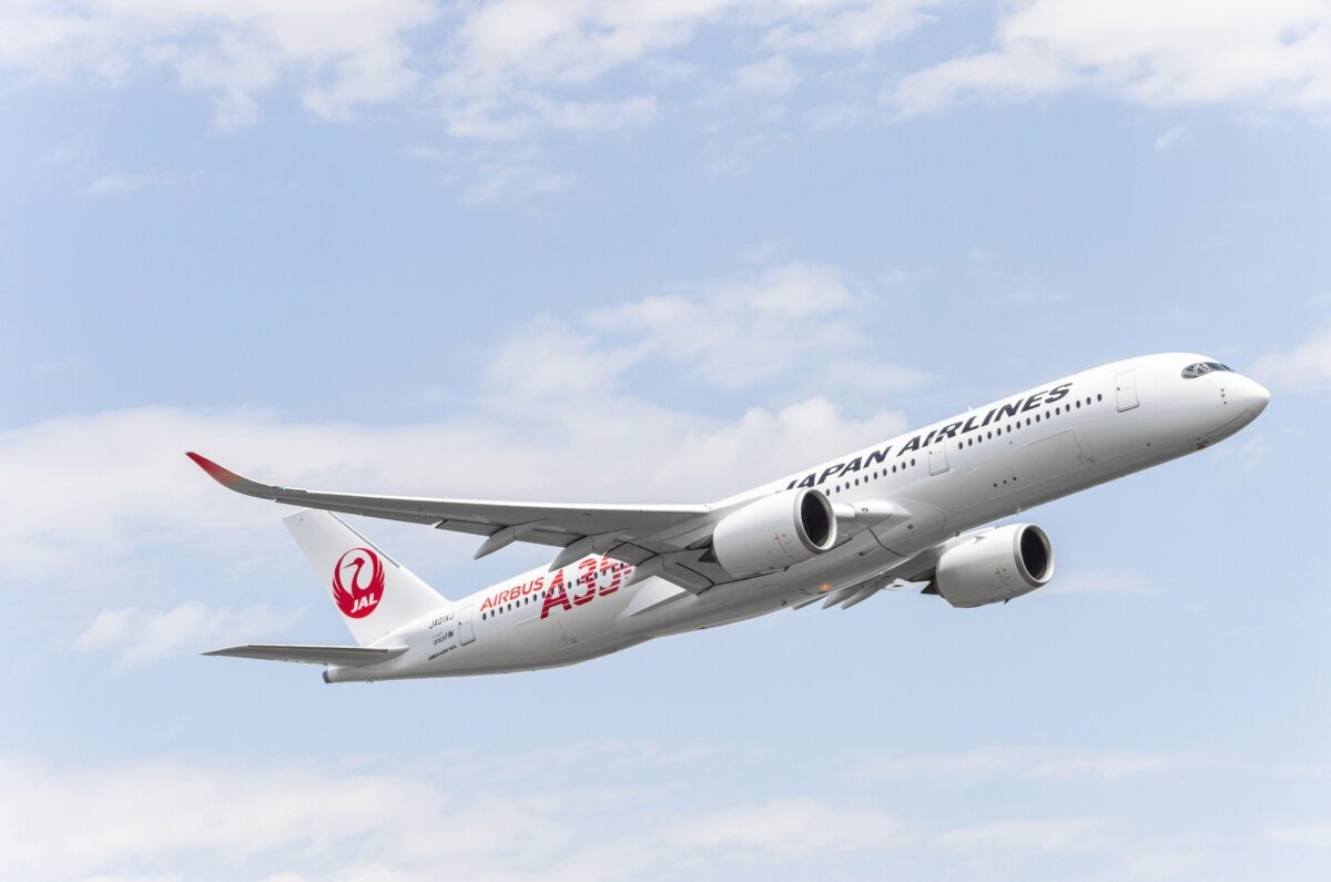 Japan Airlines To Scrap Domestic Boeing 777 Fleet - Mentour Pilot