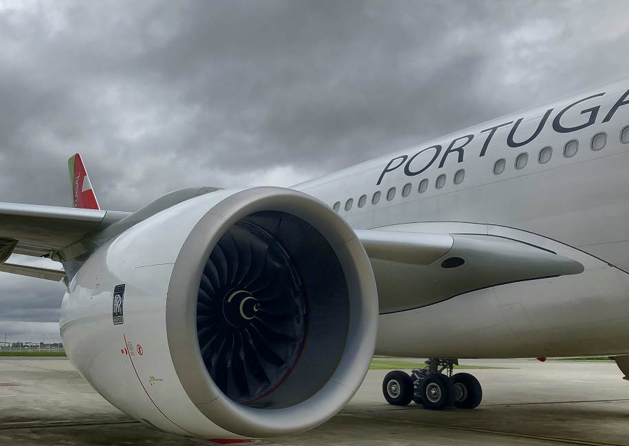 Rolls-Royce Issues New Shares To Bolster Finances