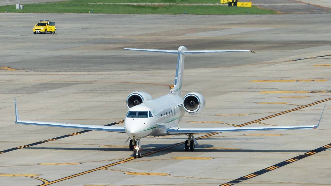 Corporate Jet Operators Turn To Chartered Flights!
