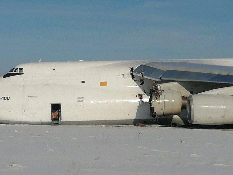 Antonov An-124 Suffers Uncontained Engine Failure