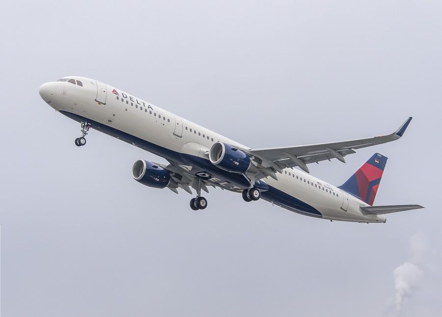 Delta Passenger Deploys Slide To Exit Moving Airbus A321