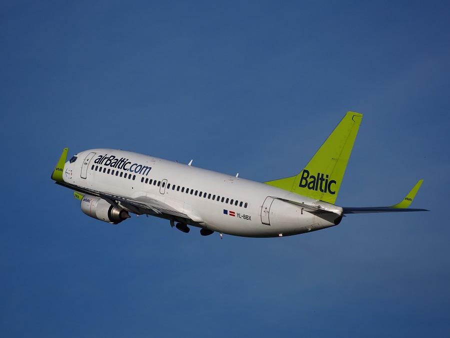 AirBaltic Sends Off Its Last Boeing 737