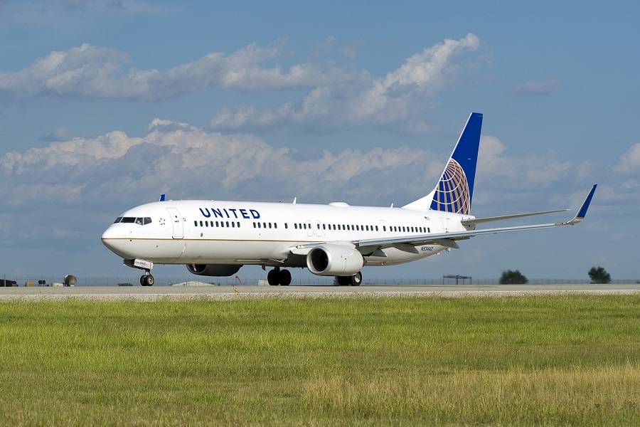 Pepper Spray Released Onboard United 737 In Florida!