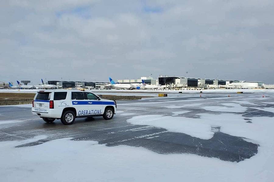 Two US Airports Closed Due To Lack Of Water!