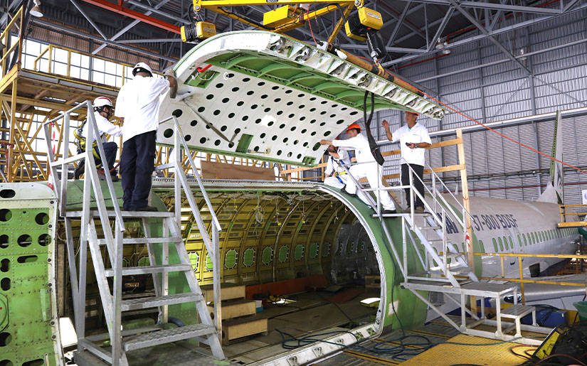 IAI Increasing 777 Freighter Conversion Capacity!