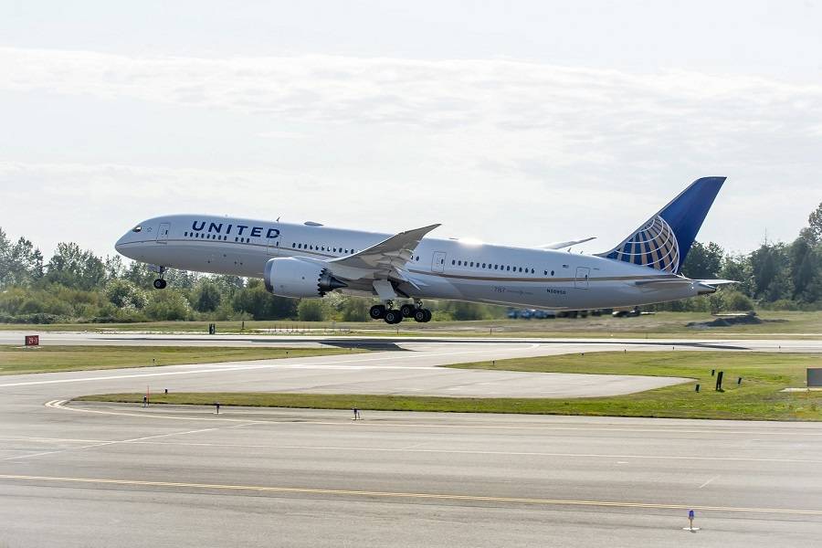 The Dreamliner Returns: Boeing Resumes 787 Deliveries