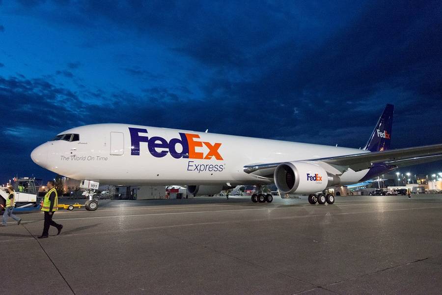 FedEx Orders More Freighters, Sees Lasting Cargo Market
