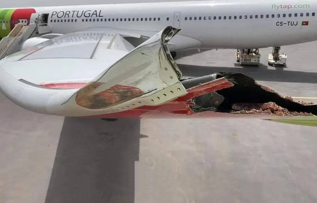 INCIDENT: TAP Air Portugal A330neo Hits Lamp Post!