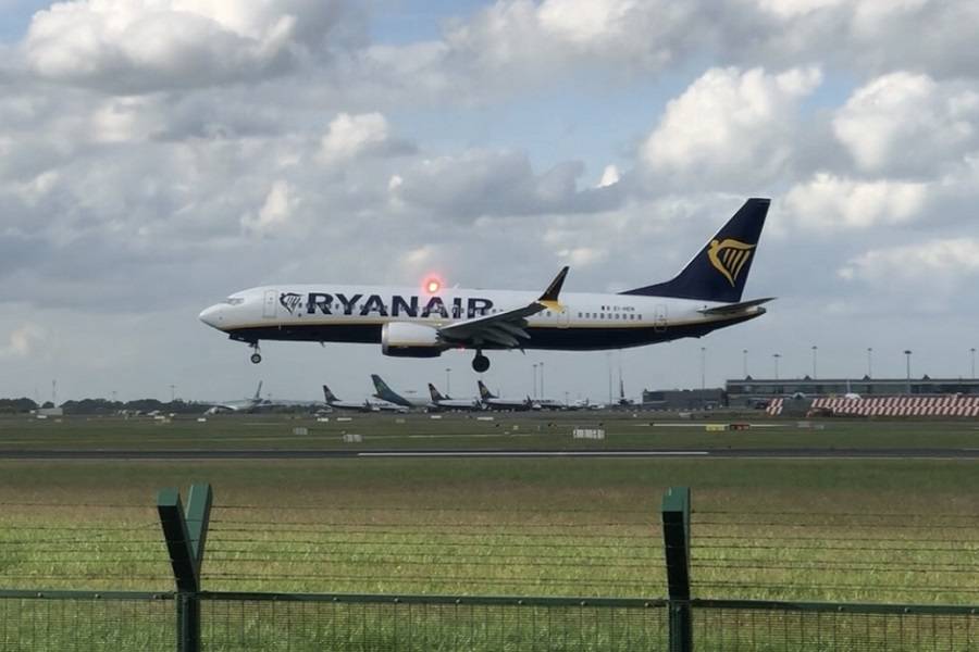 First Ryanair 737 MAX 8-200 Arrives In Ireland!