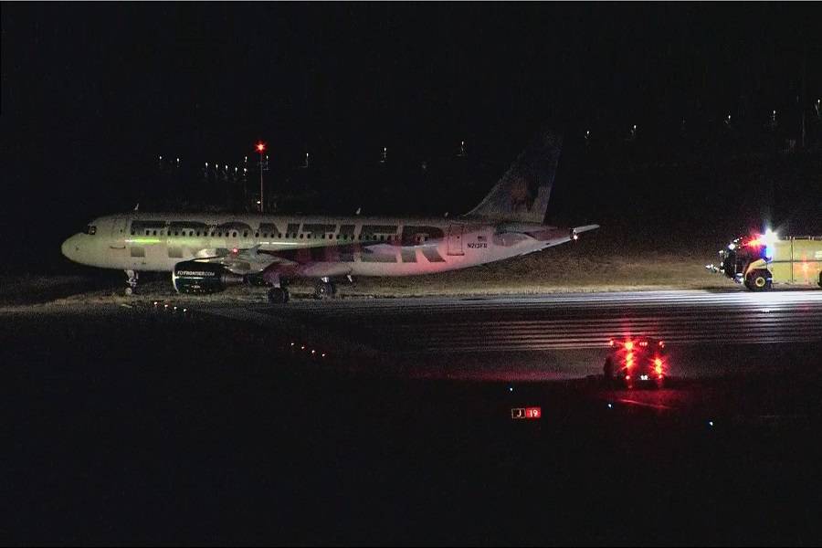 frontier airlines overshoots runway