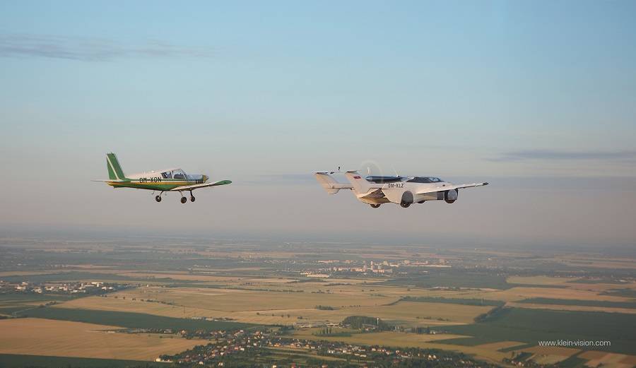 AirCar – Flying Car Completes Cross-Country Flight!