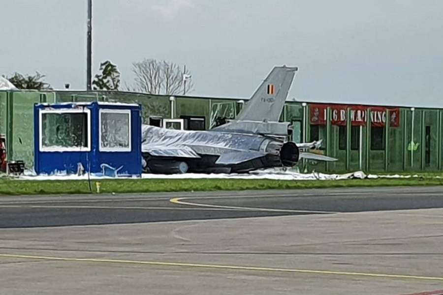 CRASH: Belgian F-16AM Fighter Impacts Building