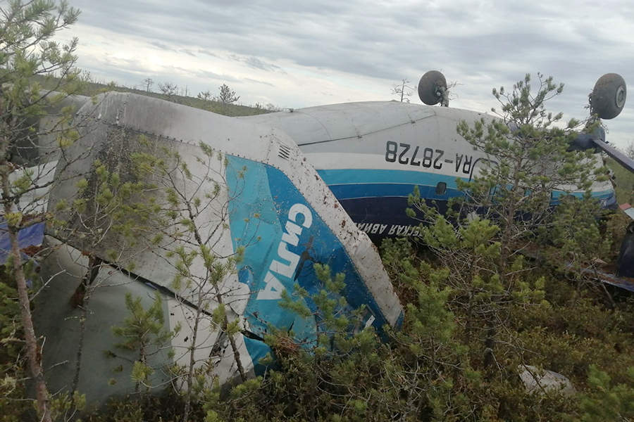 ACCIDENT: SILA Antonov An-28 Crash-Lands In Siberia