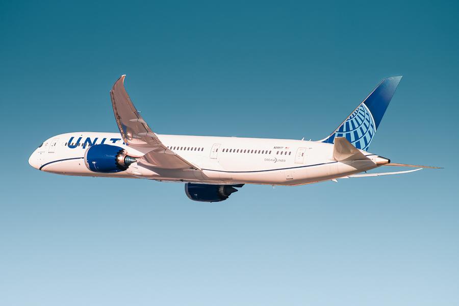 Italian Authorities Go After Boeing 787 Parts Supplier