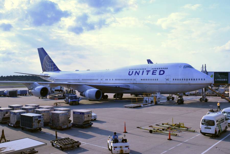 United 747 Will Become Part Of A Building Complex!