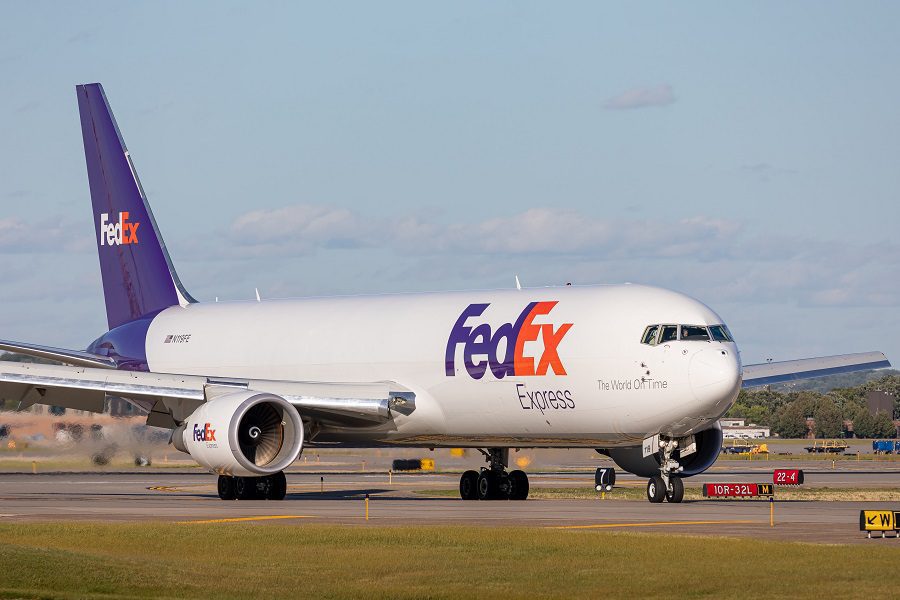 FedEx Wants Single-Pilot Freighters?