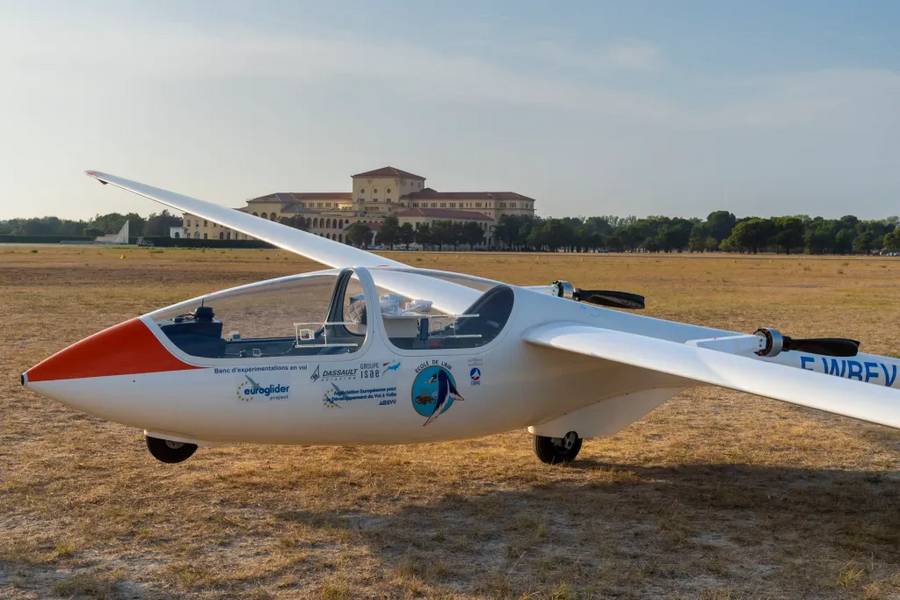 Euroglider – Electric Flight To Cut Training Costs?