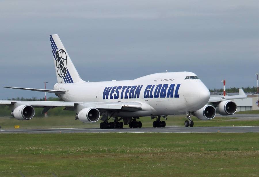 Western Global Buys 777F Freighters – Which Is Odd!