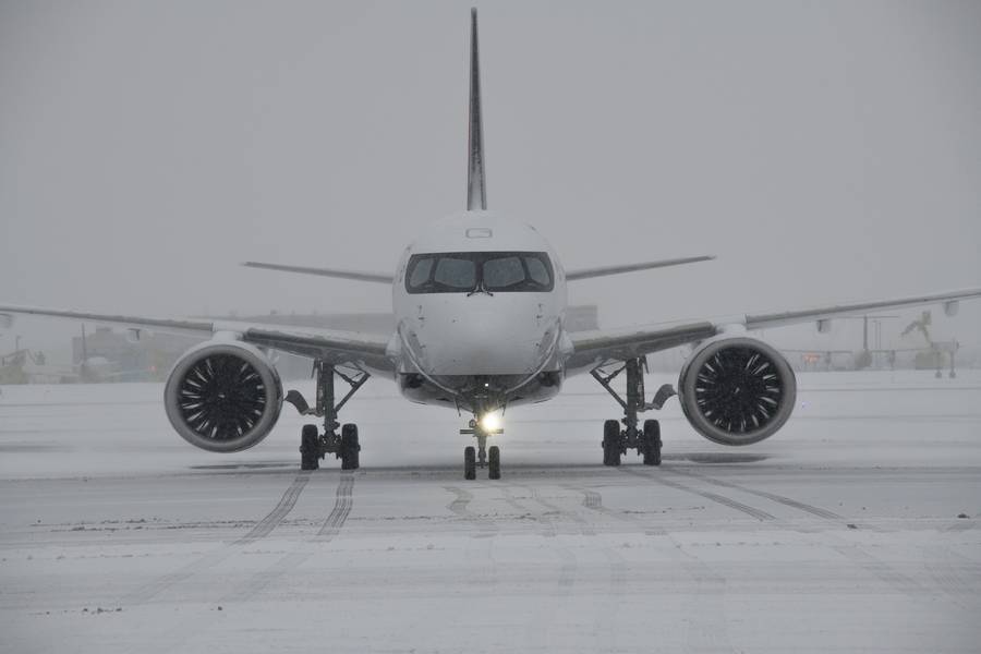 INCIDENT: Air Canada A220 Faces Icing Trouble!