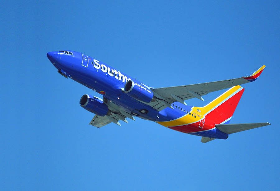 INCIDENT: Southwest 737 Problems With BOTH Engines!