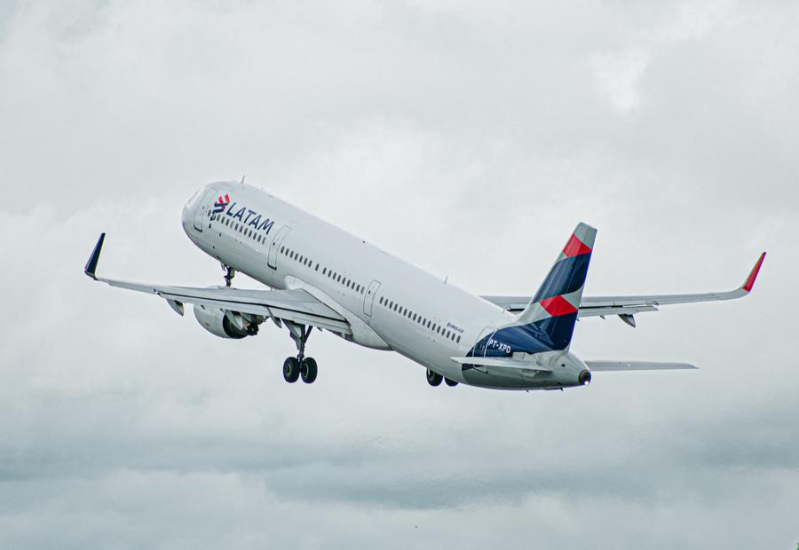 LATAM Airbus A321 skids off runway in Brazil: video - AeroTime