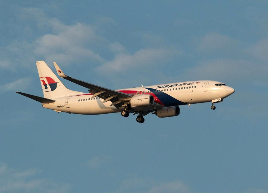 INCIDENT: Zero-G Experience Scares 737 Passengers