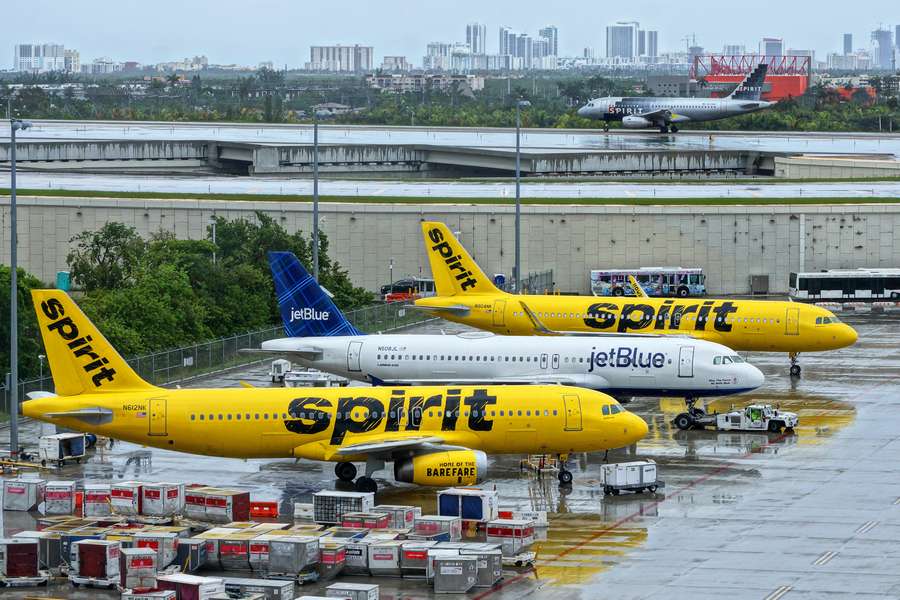 JetBlue Not Giving Up On Spirit Airlines After Rejection!