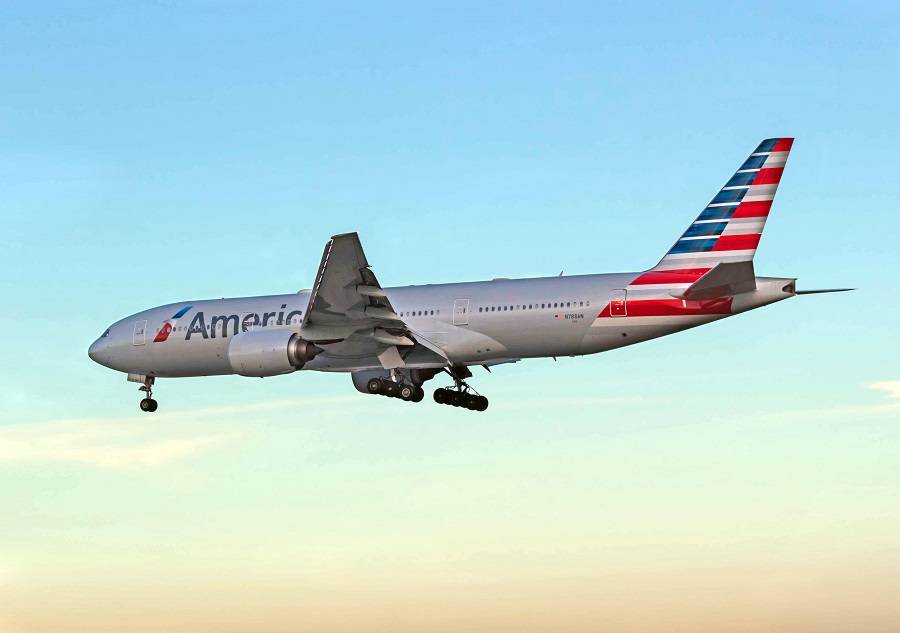 INCIDENT: American Airlines 777 Drops Flap Fairing!
