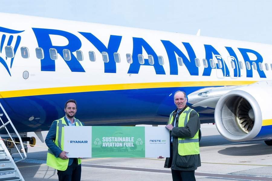 Ryanair To Fly 737s With 40% SAF Out Of Amsterdam!