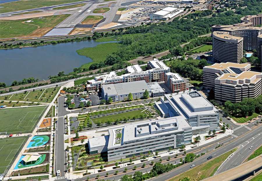 Boeing Moves Its Headquarters To Washington DC Area!