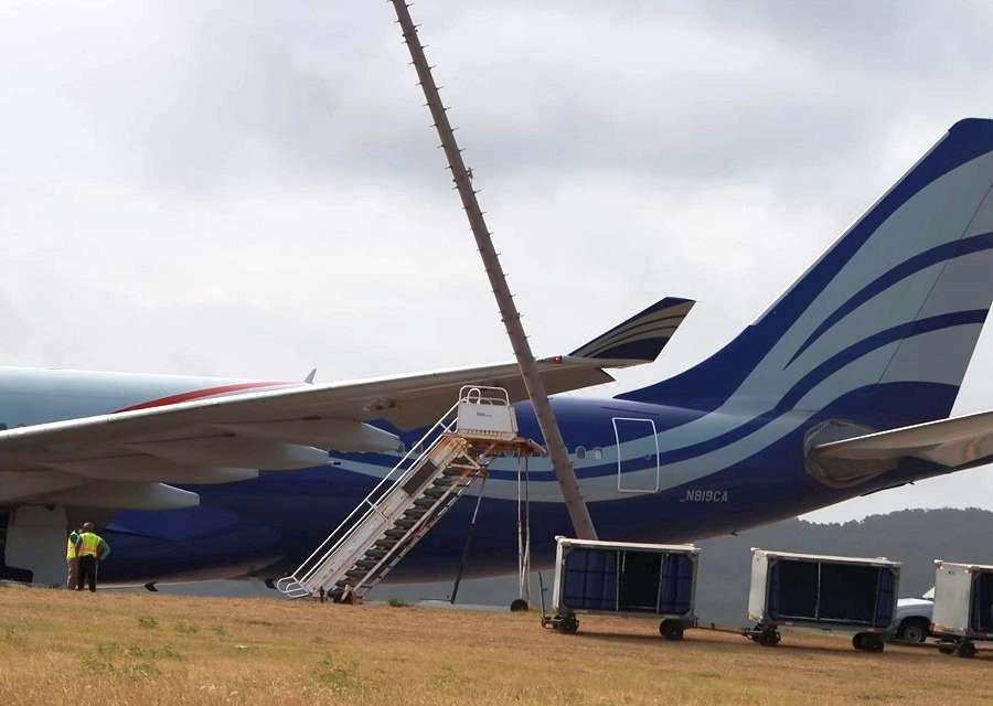 INCIDENT: National Airlines A330 Hits Light Pole!