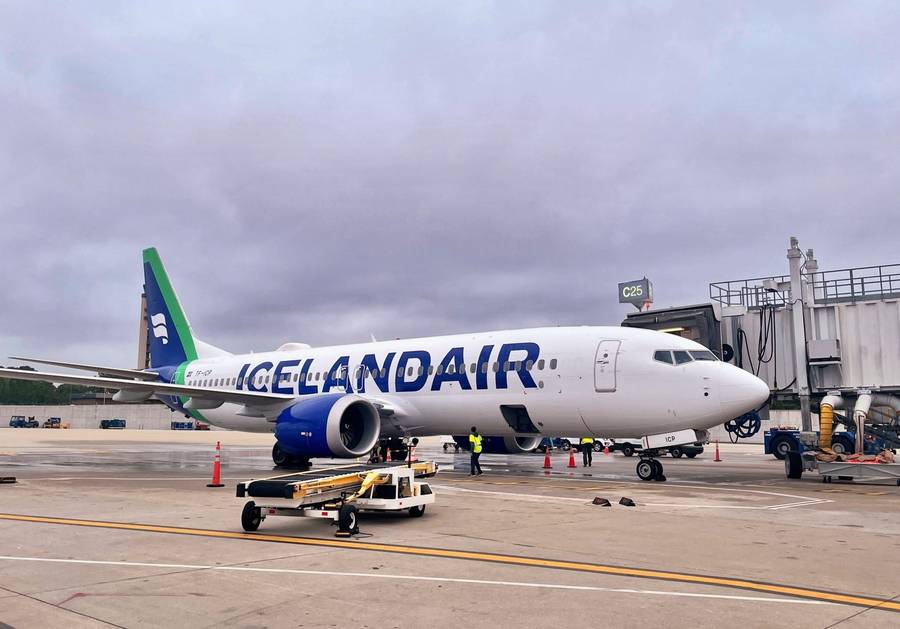 INCIDENT: Icelandair 737 MAX Tail Strike On Takeoff!