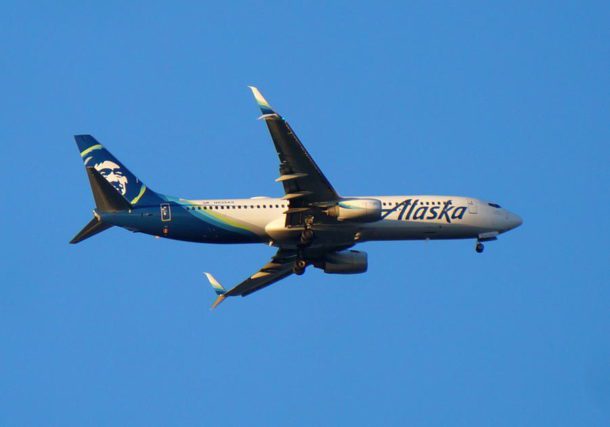 INCIDENT: Alaska 737 Loses Cowling Doors! - Mentour Pilot