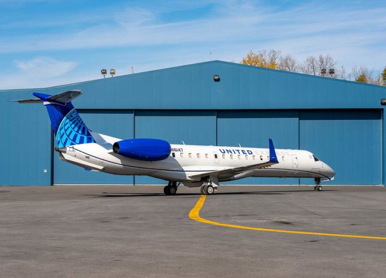 CommutAir Regional Pilots Get BIG Pay Boost! Mentour Pilot