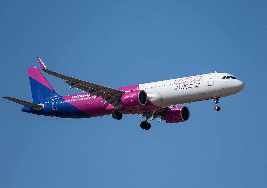 INCIDENT: Wizz Air A321neo Suffers Hail Strike