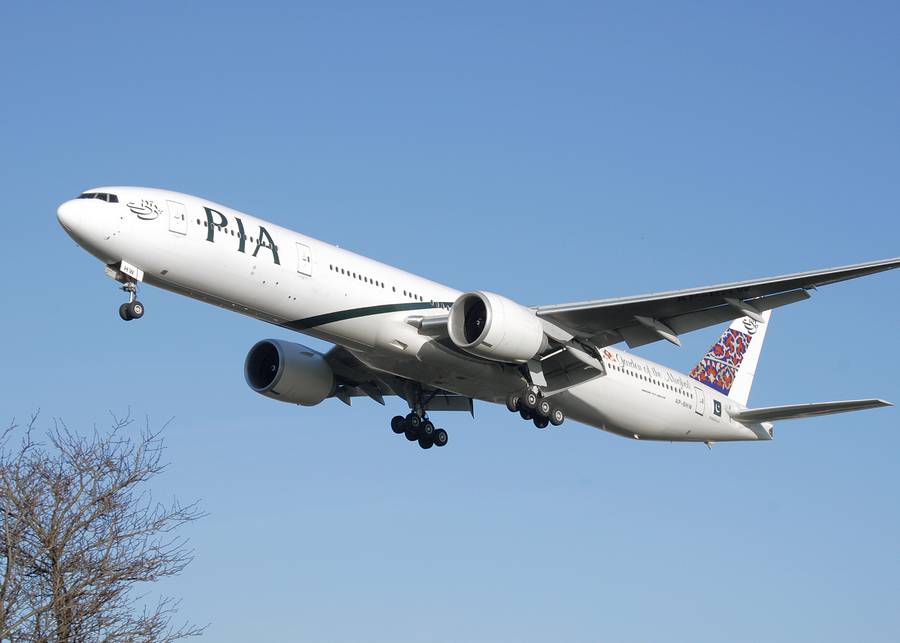 TCAS Stops Two PIA Flights From Colliding