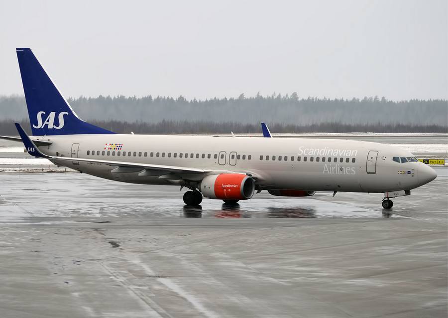INCIDENT: 737-800 Has Bad Start With Transavia!