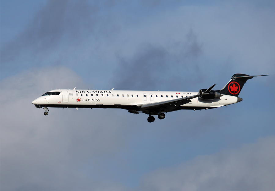 Air Canada Flight Fuel Leak Over Phoenix!
