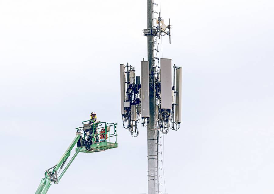 FAA Warns: 5G Trouble Not Over Yet!