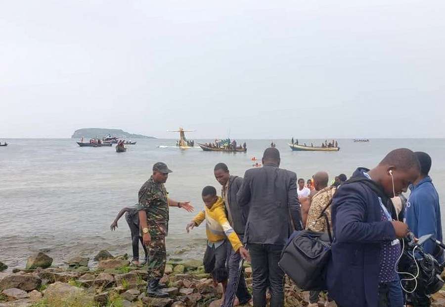 Precision Air Turboprop Sinks Into Lake Victoria