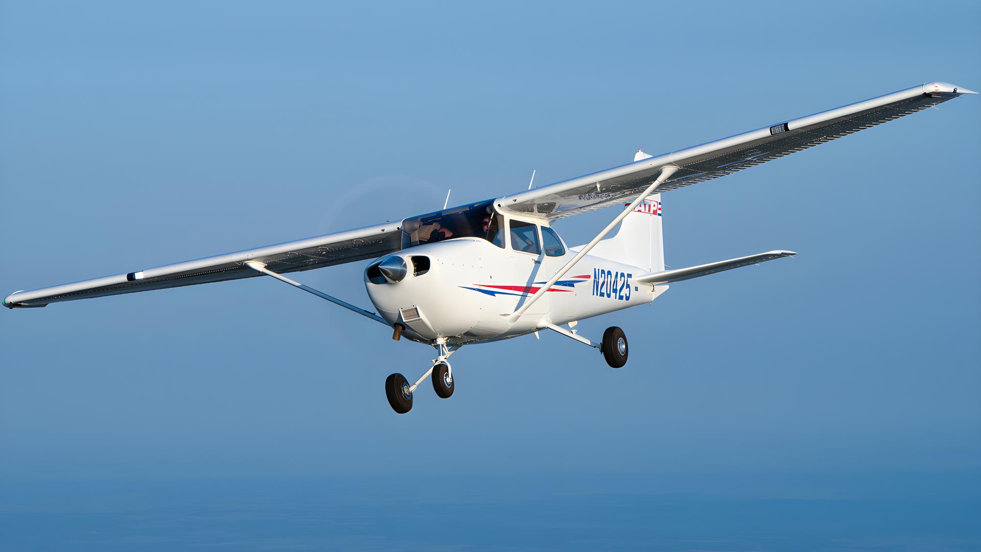 Pilot Training Fever: ATP Flight School Orders 40 Cessna 172s